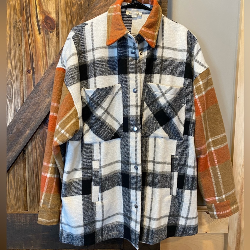 Shacket- LIKE NEW